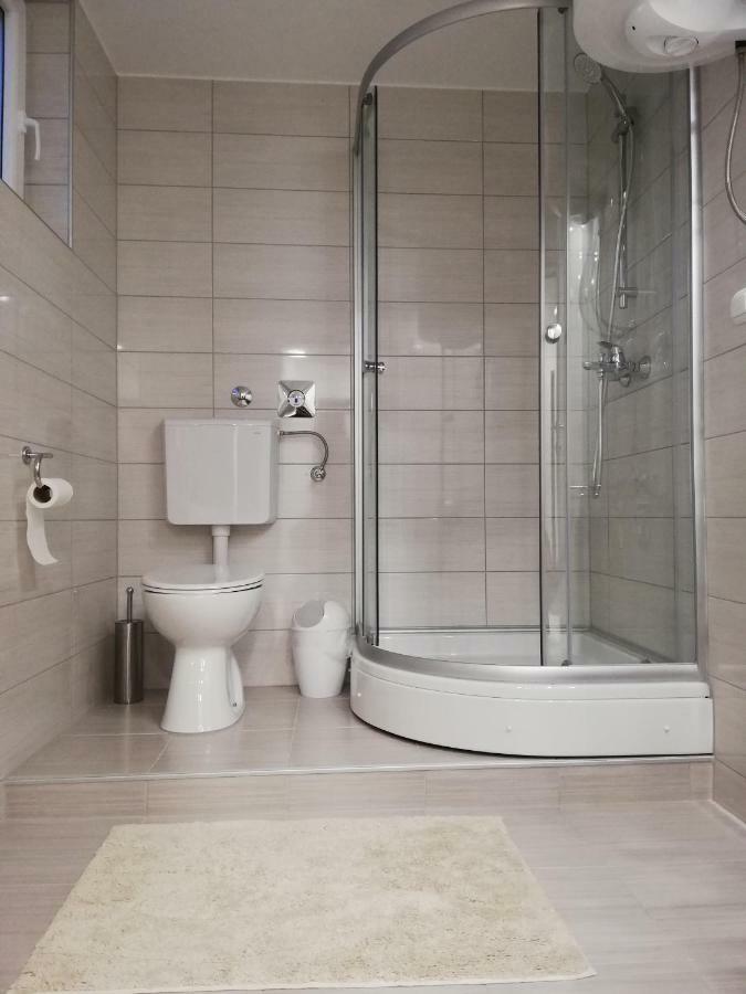Apartman Skribulja Zupanja Exterior photo